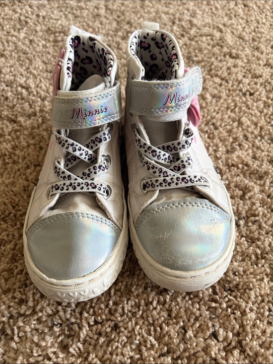 Other - Mouse Girls' Iridescent White High-Top Sneakers